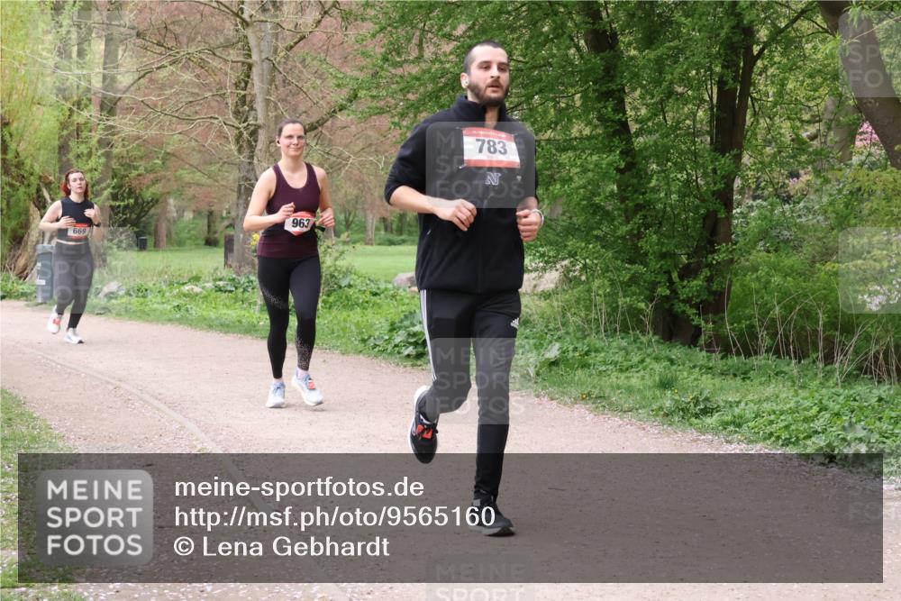 19.04.2026 - Hammer Lauf Lena Gebhardt http://msf.ph/oto/9565160 19.04.2026 10:44:23 Laufen 963, 669, 783 meine-sportfotos.de