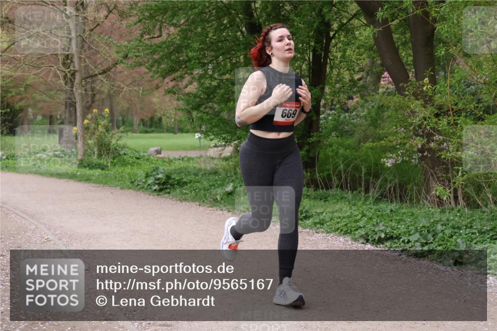 19.04.2026 - Hammer Lauf Lena Gebhardt http://msf.ph/oto/9565167 19.04.2026 10:44:27 Laufen 16, 669 meine-sportfotos.de
