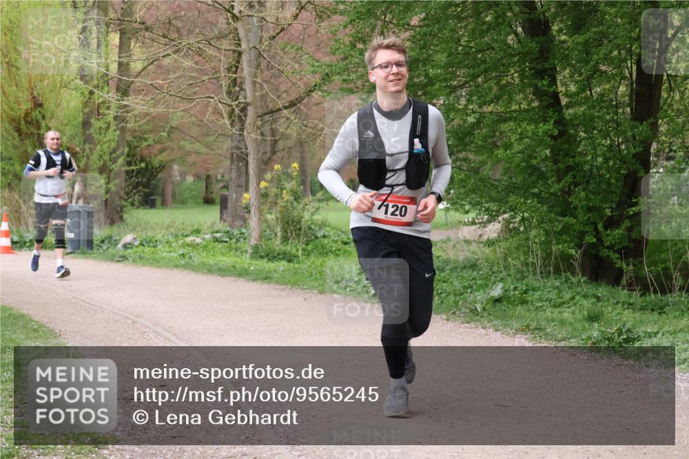 19.04.2026 - Hammer Lauf Lena Gebhardt http://msf.ph/oto/9565245 19.04.2026 10:46:57 Laufen 120 meine-sportfotos.de