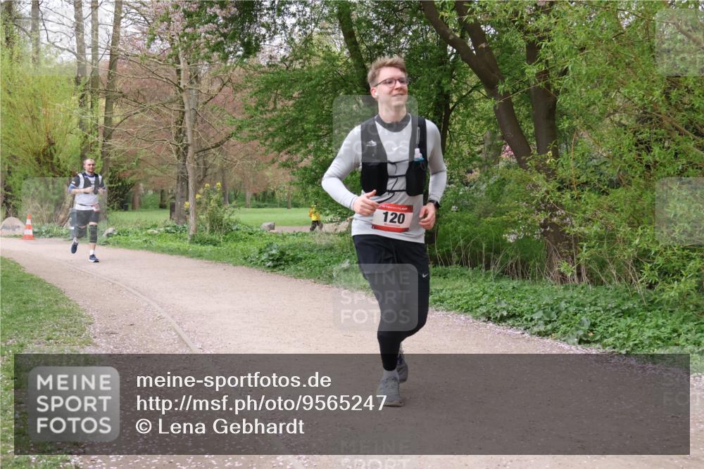 19.04.2026 - Hammer Lauf Lena Gebhardt http://msf.ph/oto/9565247 19.04.2026 10:46:57 Laufen 120 meine-sportfotos.de