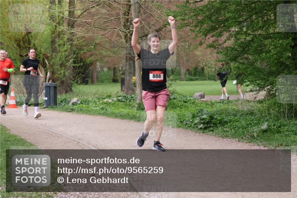 19.04.2026 - Hammer Lauf Lena Gebhardt http://msf.ph/oto/9565259 19.04.2026 10:47:26 Laufen 759, 798, 888 meine-sportfotos.de