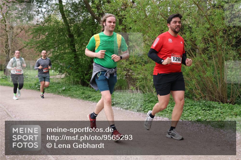 19.04.2026 - Hammer Lauf Lena Gebhardt http://msf.ph/oto/9565293 19.04.2026 10:48:10 Laufen 1294, 1293, 1298 meine-sportfotos.de