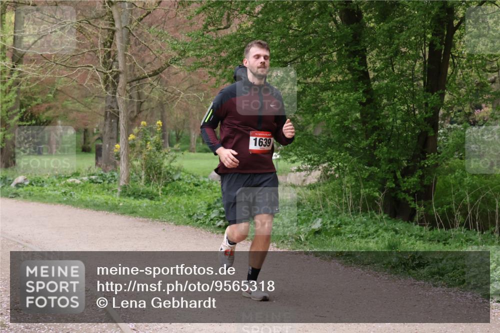 19.04.2026 - Hammer Lauf Lena Gebhardt http://msf.ph/oto/9565318 19.04.2026 10:48:57 Laufen 16, 1639 meine-sportfotos.de
