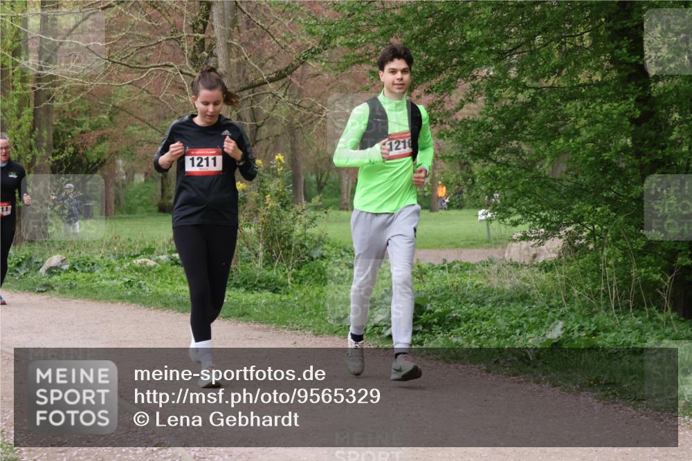 19.04.2026 - Hammer Lauf Lena Gebhardt http://msf.ph/oto/9565329 19.04.2026 10:49:20 Laufen 11, 1211, 1210 meine-sportfotos.de