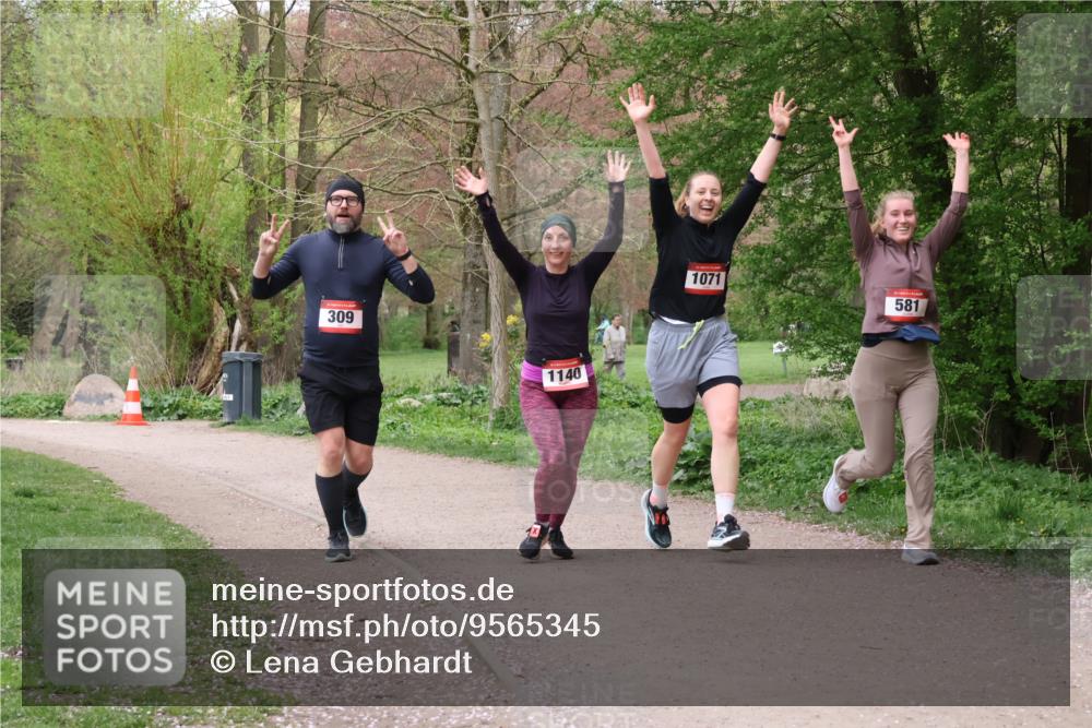 19.04.2026 - Hammer Lauf Lena Gebhardt http://msf.ph/oto/9565345 19.04.2026 10:49:37 Laufen 309, 1140, 1071, 581 meine-sportfotos.de