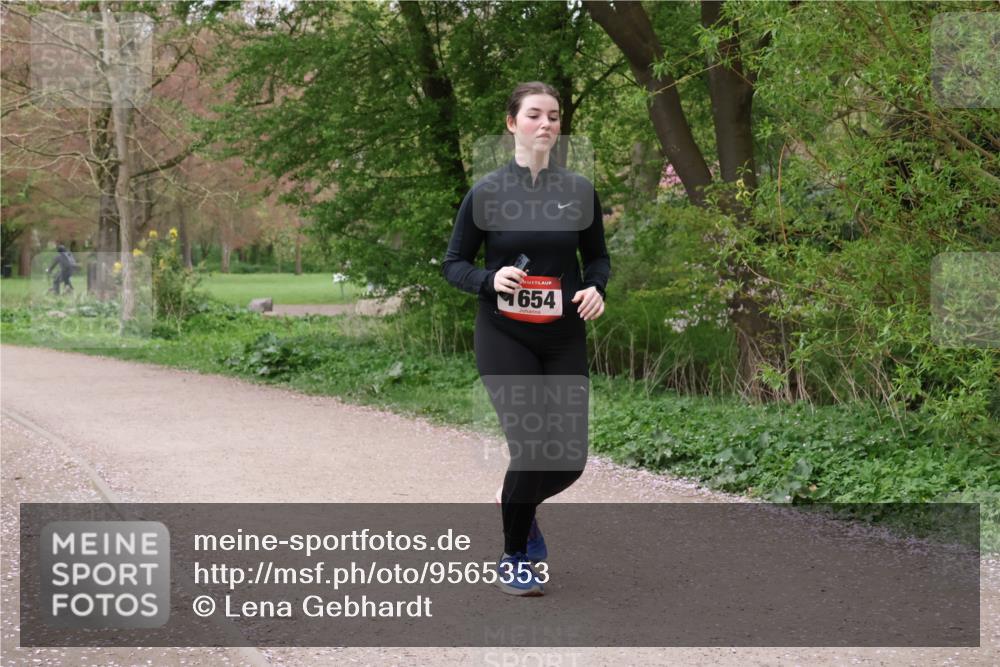 19.04.2026 - Hammer Lauf Lena Gebhardt http://msf.ph/oto/9565353 19.04.2026 10:49:49 Laufen 654 meine-sportfotos.de