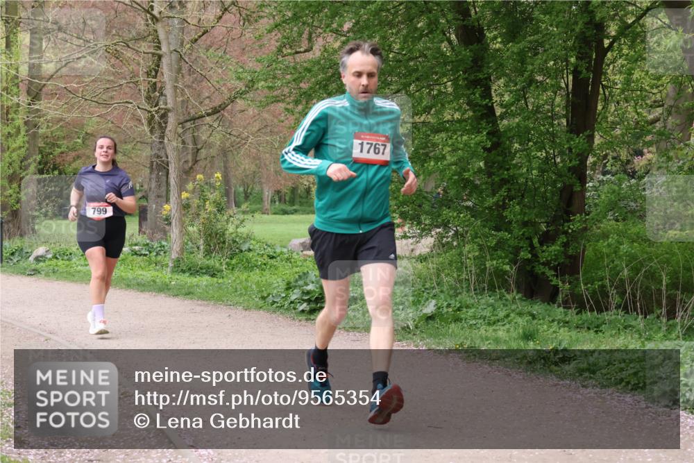 19.04.2026 - Hammer Lauf Lena Gebhardt http://msf.ph/oto/9565354 19.04.2026 10:49:55 Laufen 799, 16, 1767 meine-sportfotos.de