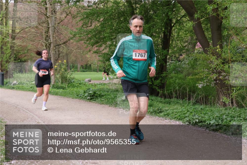 19.04.2026 - Hammer Lauf Lena Gebhardt http://msf.ph/oto/9565355 19.04.2026 10:49:56 Laufen 799, 16, 1767 meine-sportfotos.de