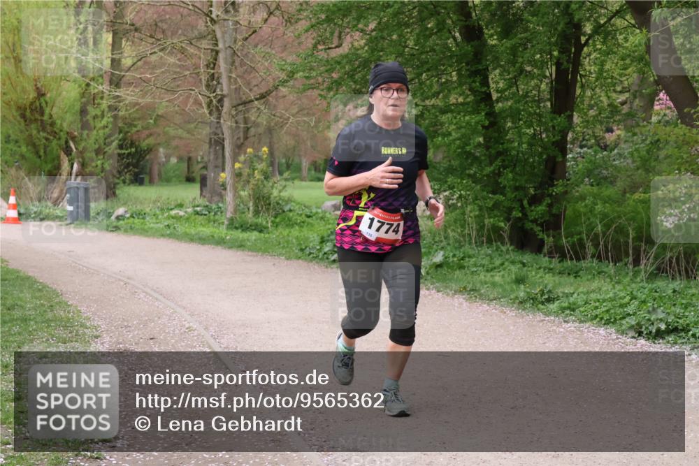 19.04.2026 - Hammer Lauf Lena Gebhardt http://msf.ph/oto/9565362 19.04.2026 10:50:08 Laufen 1774 meine-sportfotos.de
