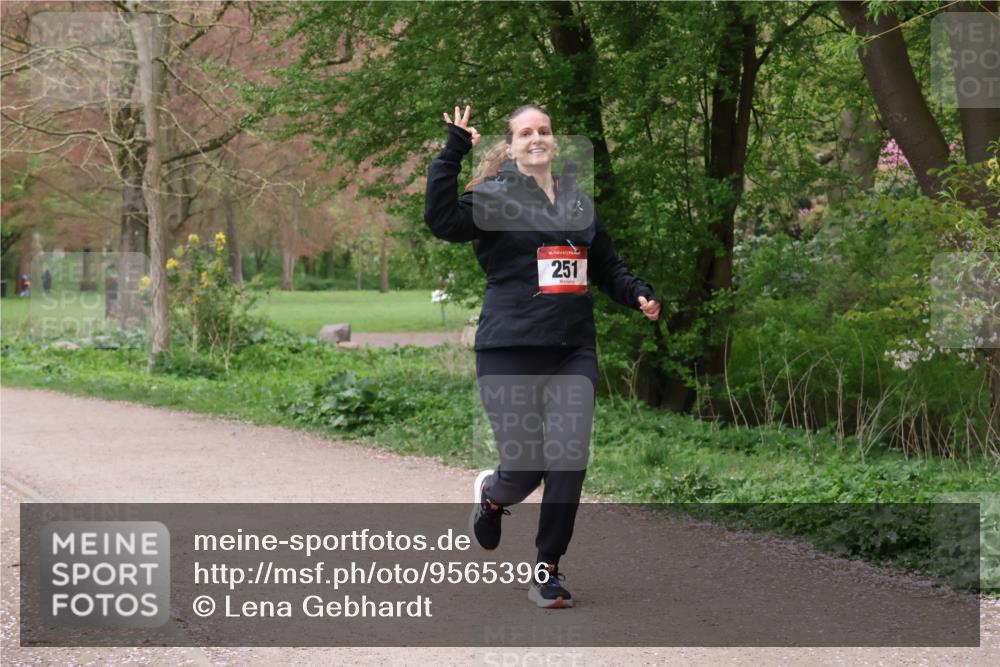 19.04.2026 - Hammer Lauf Lena Gebhardt http://msf.ph/oto/9565396 19.04.2026 10:51:05 Laufen 16, 251 meine-sportfotos.de