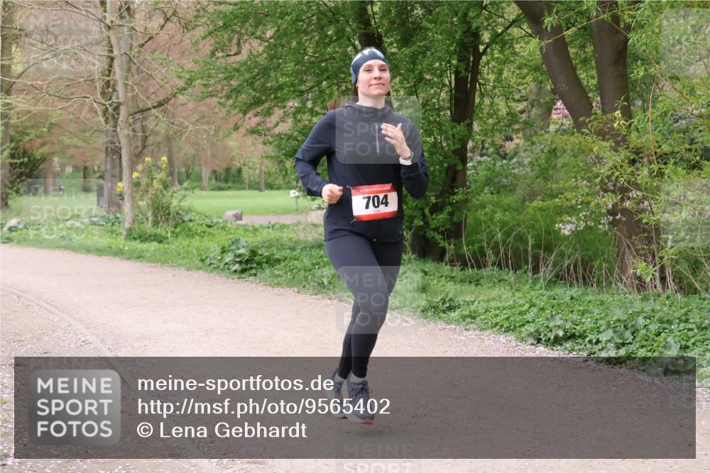 19.04.2026 - Hammer Lauf Lena Gebhardt http://msf.ph/oto/9565402 19.04.2026 10:51:11 Laufen 16, 704 meine-sportfotos.de