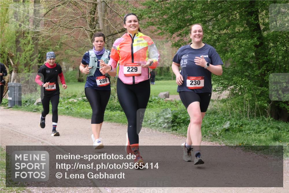 19.04.2026 - Hammer Lauf Lena Gebhardt http://msf.ph/oto/9565414 19.04.2026 10:51:46 Laufen 116, 289, 16, 229, 35, 230 meine-sportfotos.de