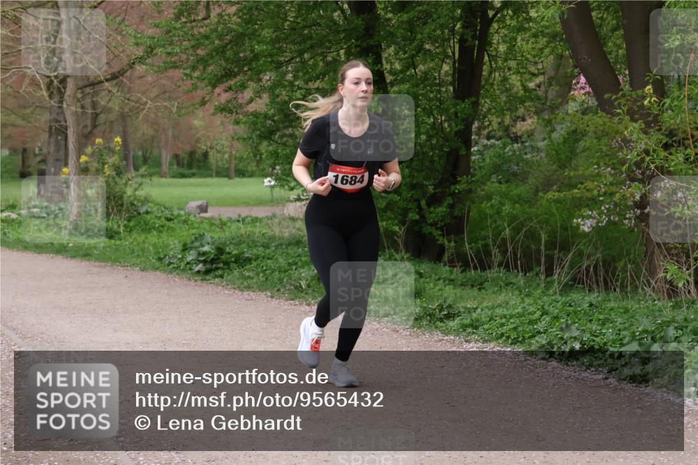 19.04.2026 - Hammer Lauf Lena Gebhardt http://msf.ph/oto/9565432 19.04.2026 10:52:05 Laufen 16, 1684 meine-sportfotos.de