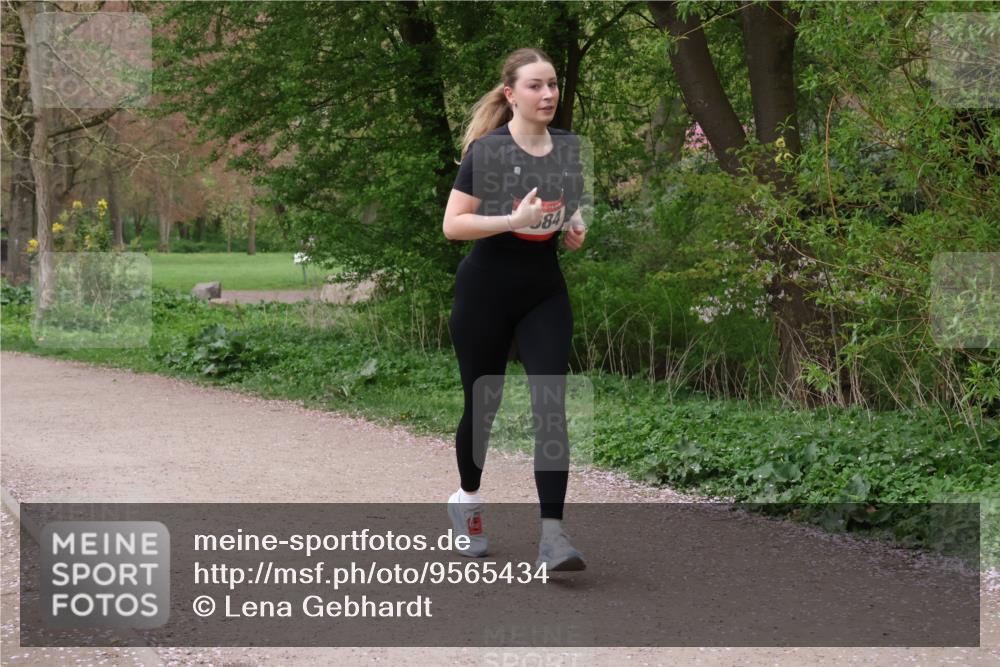19.04.2026 - Hammer Lauf Lena Gebhardt http://msf.ph/oto/9565434 19.04.2026 10:52:06 Laufen 84 meine-sportfotos.de