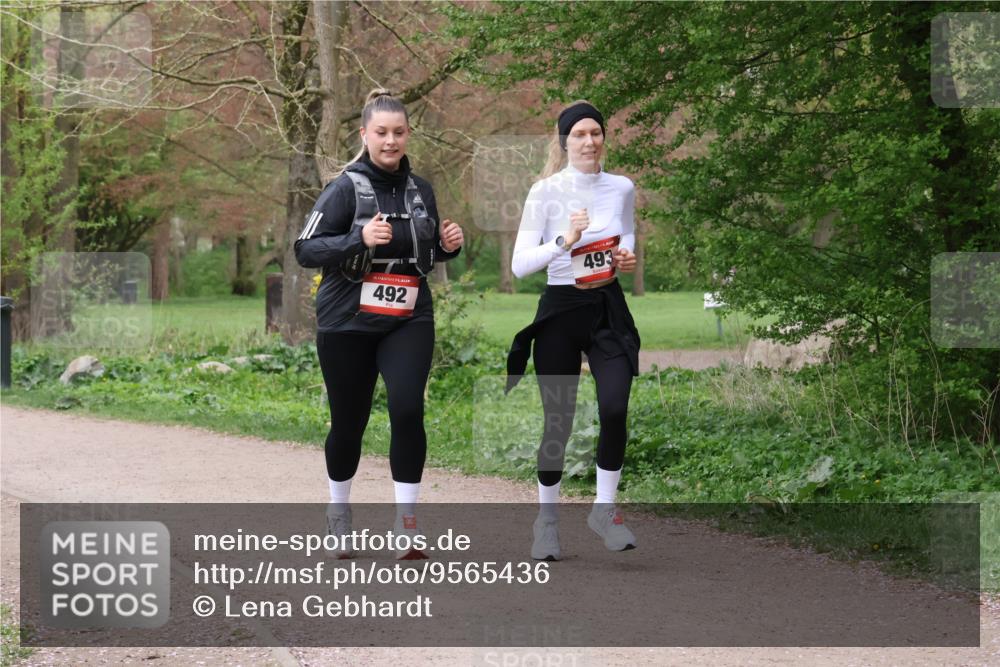 19.04.2026 - Hammer Lauf Lena Gebhardt http://msf.ph/oto/9565436 19.04.2026 10:52:10 Laufen 492, 493 meine-sportfotos.de