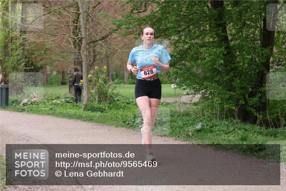 19.04.2026 - Hammer Lauf Lena Gebhardt http://msf.ph/oto/9565469 19.04.2026 10:53:20 Laufen 628 meine-sportfotos.de