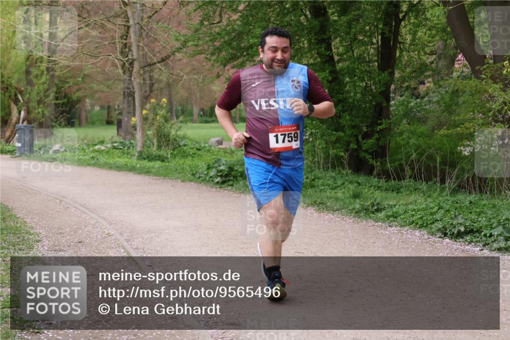 19.04.2026 - Hammer Lauf Lena Gebhardt http://msf.ph/oto/9565496 19.04.2026 10:54:02 Laufen 16, 1759 meine-sportfotos.de