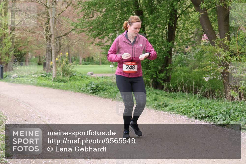 19.04.2026 - Hammer Lauf Lena Gebhardt http://msf.ph/oto/9565549 19.04.2026 10:56:39 Laufen 248 meine-sportfotos.de