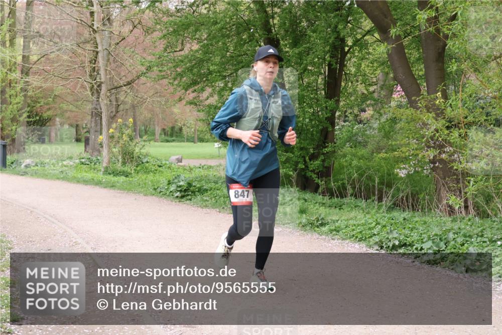 19.04.2026 - Hammer Lauf Lena Gebhardt http://msf.ph/oto/9565555 19.04.2026 10:57:10 Laufen 847 meine-sportfotos.de