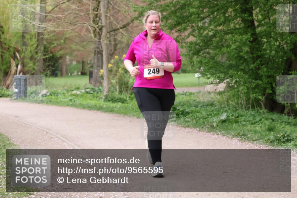 19.04.2026 - Hammer Lauf Lena Gebhardt http://msf.ph/oto/9565595 19.04.2026 10:58:40 Laufen 249 meine-sportfotos.de
