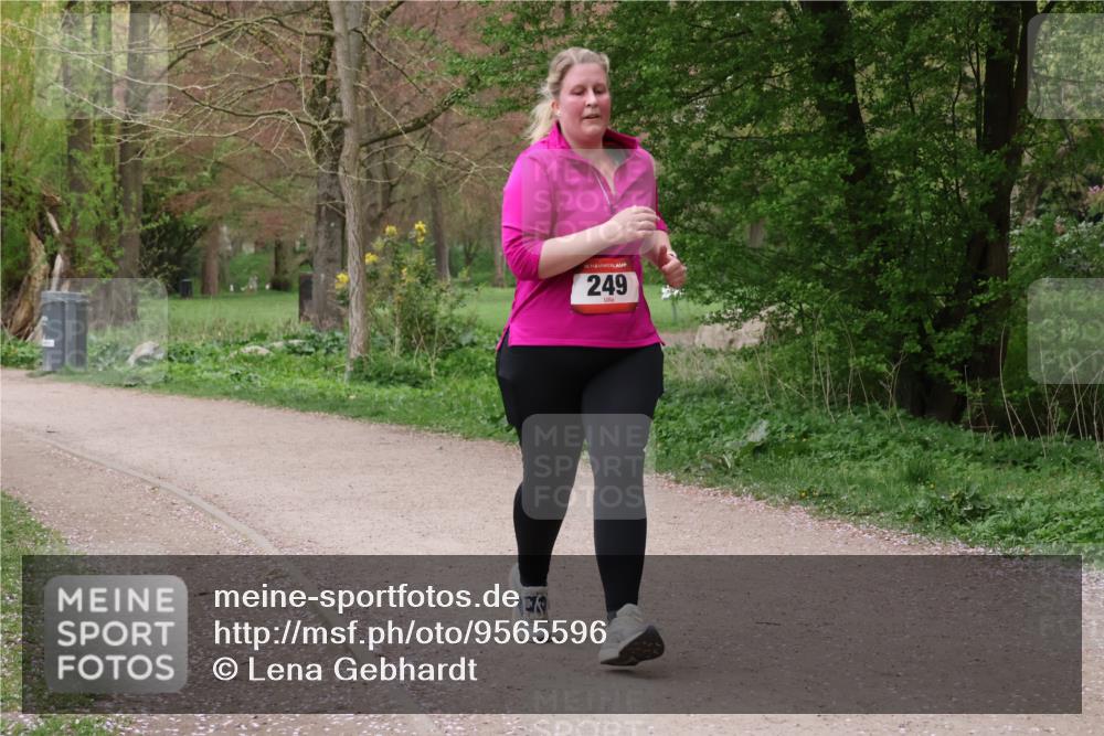 19.04.2026 - Hammer Lauf Lena Gebhardt http://msf.ph/oto/9565596 19.04.2026 10:58:41 Laufen 16, 249 meine-sportfotos.de