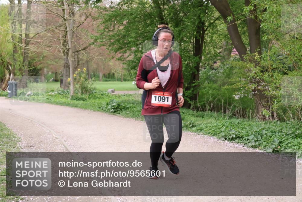 19.04.2026 - Hammer Lauf Lena Gebhardt http://msf.ph/oto/9565601 19.04.2026 10:58:50 Laufen 16, 1091 meine-sportfotos.de