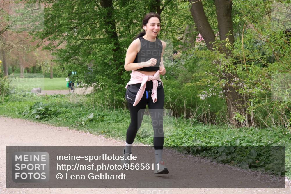 19.04.2026 - Hammer Lauf Lena Gebhardt http://msf.ph/oto/9565611 19.04.2026 10:59:02 Laufen  meine-sportfotos.de