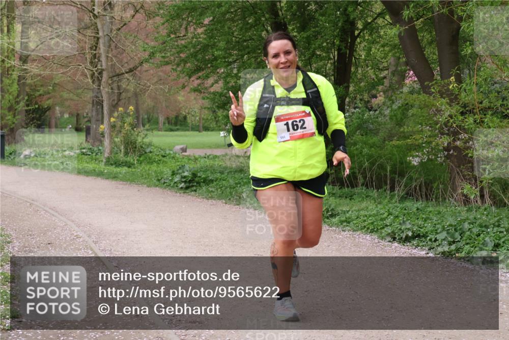 19.04.2026 - Hammer Lauf Lena Gebhardt http://msf.ph/oto/9565622 19.04.2026 10:59:21 Laufen 16, 162 meine-sportfotos.de