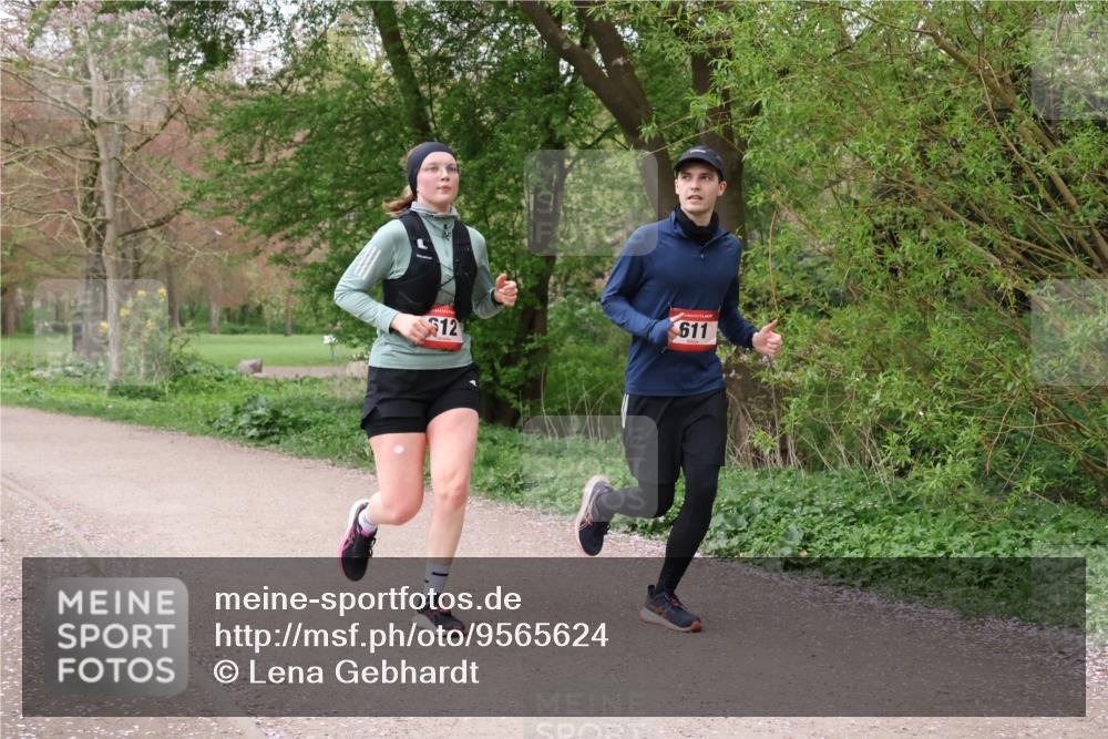 19.04.2026 - Hammer Lauf Lena Gebhardt http://msf.ph/oto/9565624 19.04.2026 10:59:29 Laufen 12, 611 meine-sportfotos.de