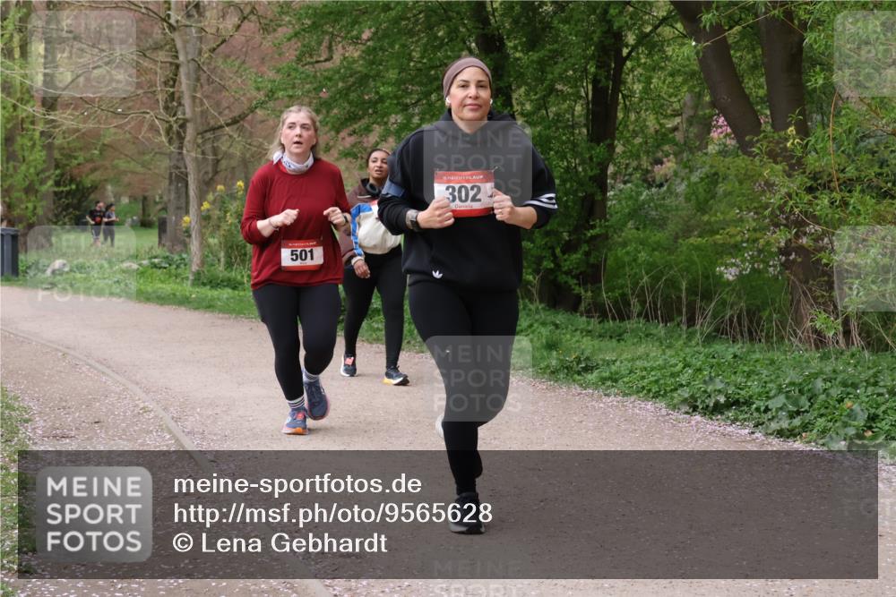 19.04.2026 - Hammer Lauf Lena Gebhardt http://msf.ph/oto/9565628 19.04.2026 10:59:34 Laufen 501, 16, 302 meine-sportfotos.de