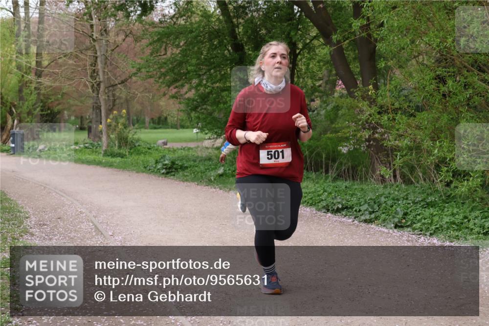 19.04.2026 - Hammer Lauf Lena Gebhardt http://msf.ph/oto/9565631 19.04.2026 10:59:36 Laufen 16, 501 meine-sportfotos.de