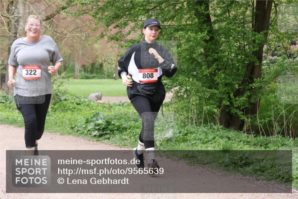 19.04.2026 - Hammer Lauf Lena Gebhardt http://msf.ph/oto/9565639 19.04.2026 11:01:20 Laufen 322, 16, 808 meine-sportfotos.de