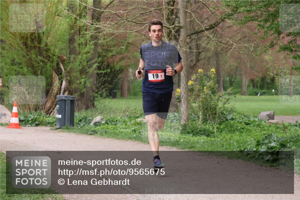 19.04.2026 - Hammer Lauf Lena Gebhardt http://msf.ph/oto/9565675 19.04.2026 11:03:15 Laufen 191 meine-sportfotos.de