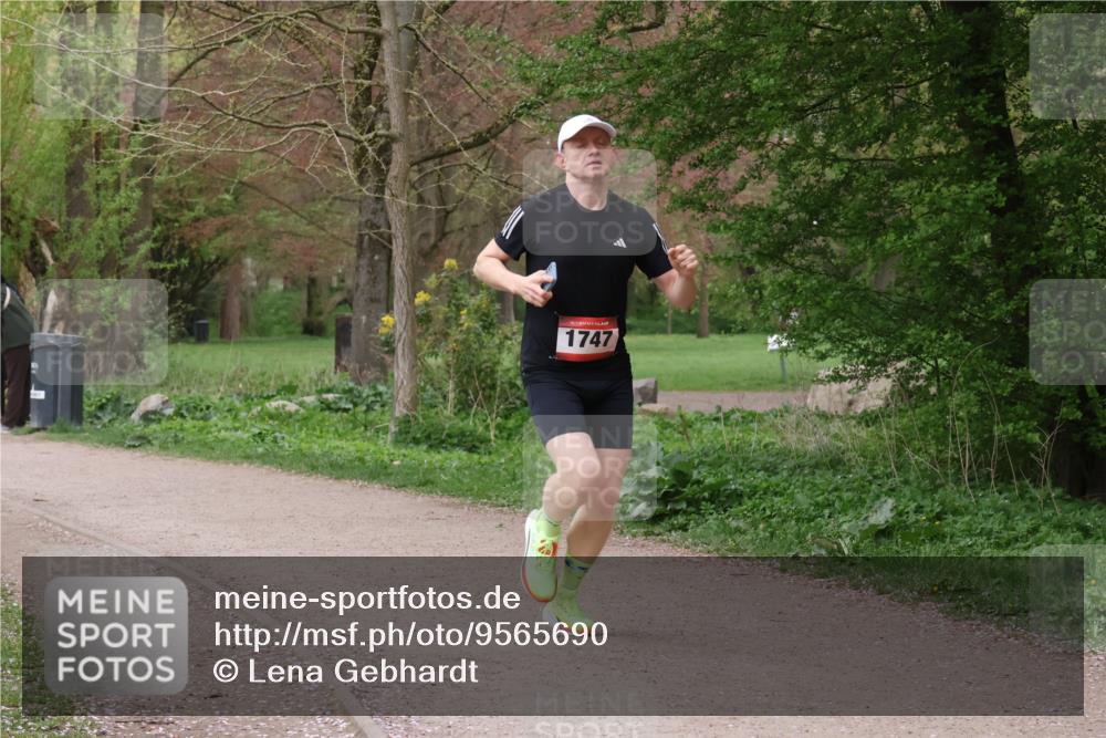 19.04.2026 - Hammer Lauf Lena Gebhardt http://msf.ph/oto/9565690 19.04.2026 11:03:37 Laufen 16, 1747 meine-sportfotos.de