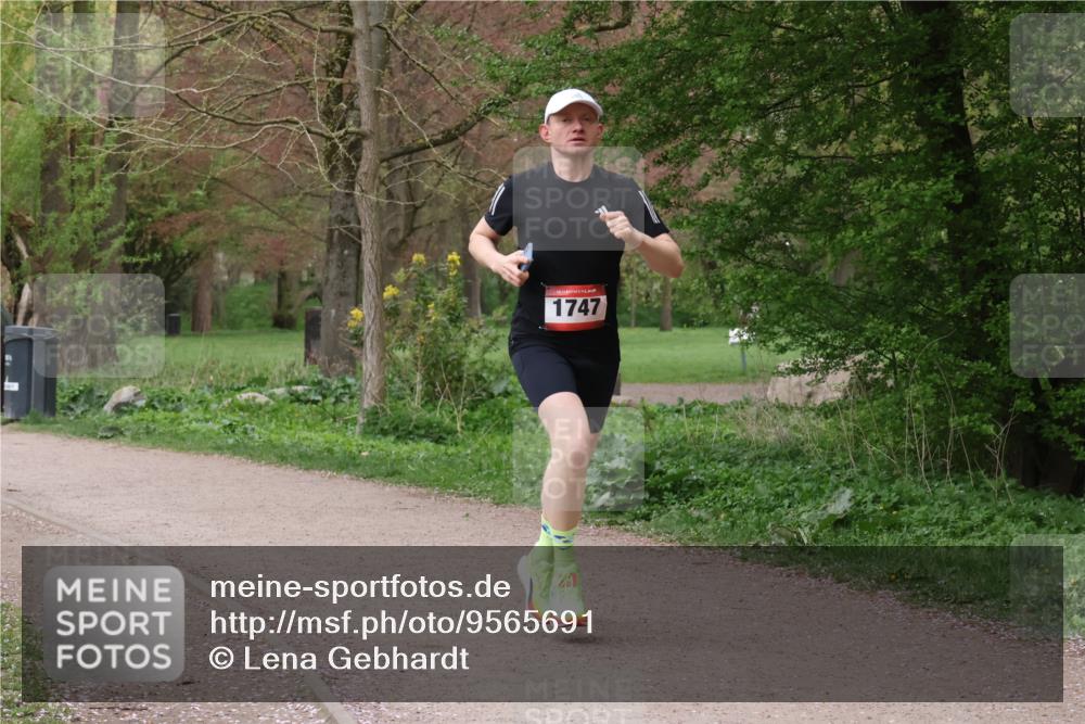 19.04.2026 - Hammer Lauf Lena Gebhardt http://msf.ph/oto/9565691 19.04.2026 11:03:38 Laufen 16, 1747 meine-sportfotos.de