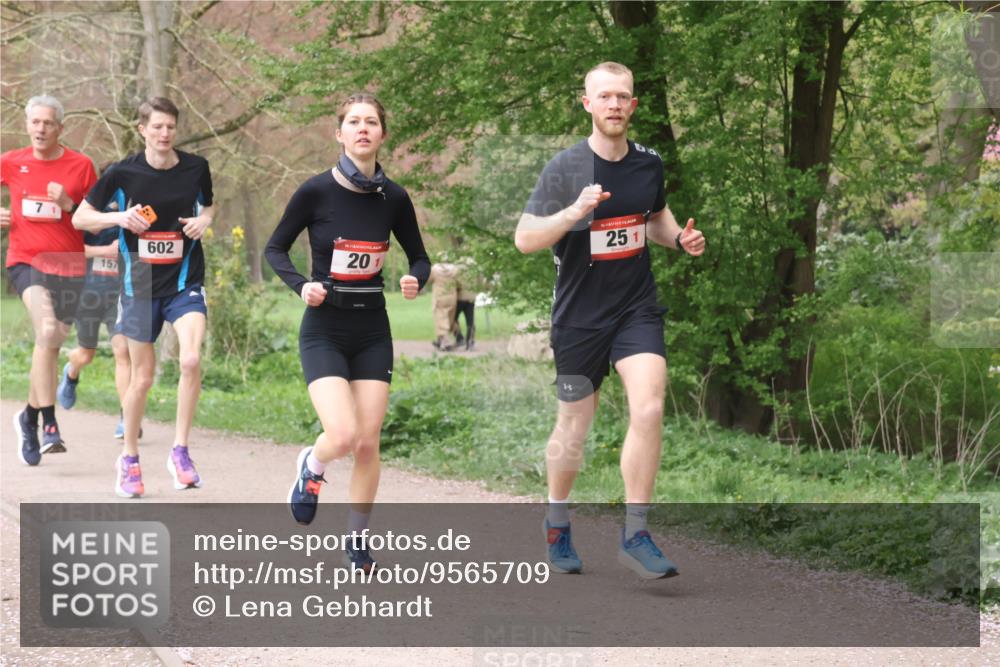 19.04.2026 - Hammer Lauf Lena Gebhardt http://msf.ph/oto/9565709 19.04.2026 11:03:55 Laufen 7, 157, 602, 20, 251 meine-sportfotos.de