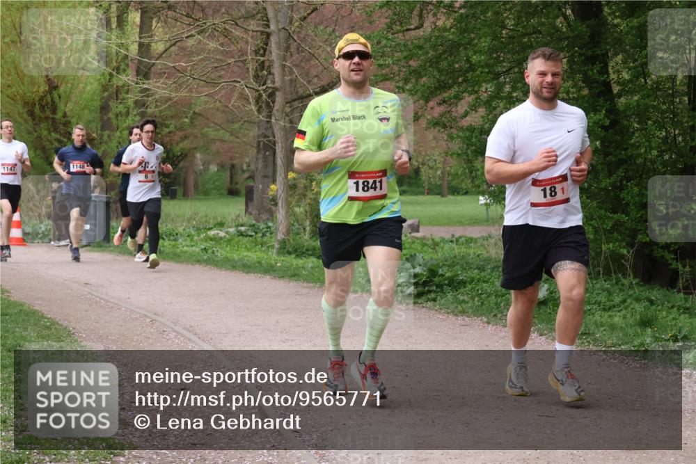 19.04.2026 - Hammer Lauf Lena Gebhardt http://msf.ph/oto/9565771 19.04.2026 11:04:36 Laufen 1147, 1148, 16, 1841, 181 meine-sportfotos.de