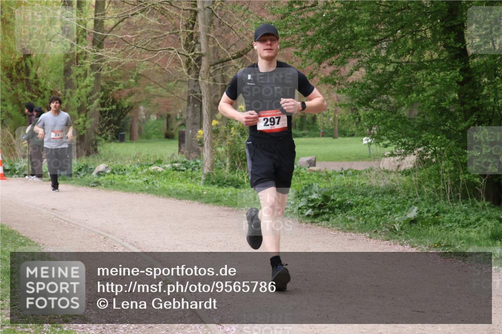 19.04.2026 - Hammer Lauf Lena Gebhardt http://msf.ph/oto/9565786 19.04.2026 11:04:45 Laufen 24, 16, 297 meine-sportfotos.de