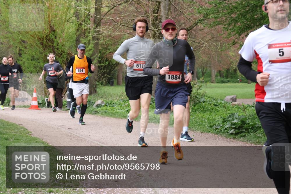 19.04.2026 - Hammer Lauf Lena Gebhardt http://msf.ph/oto/9565798 19.04.2026 11:04:54 Laufen 467, 1681, 354, 511, 16, 1884, 5 meine-sportfotos.de