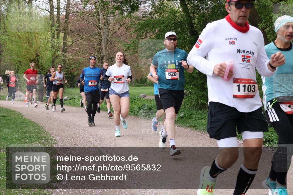 19.04.2026 - Hammer Lauf Lena Gebhardt http://msf.ph/oto/9565832 19.04.2026 11:05:12 Laufen 239, 112, 308, 482, 2025, 620, 16, 1103 meine-sportfotos.de