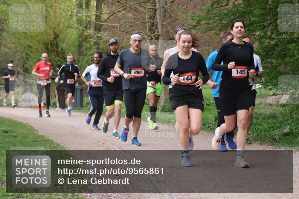 19.04.2026 - Hammer Lauf Lena Gebhardt http://msf.ph/oto/9565861 19.04.2026 11:05:27 Laufen 601, 307, 933, 16, 145, 860, 126, 144, 1163 meine-sportfotos.de