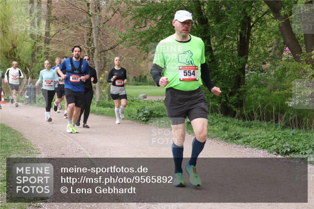 19.04.2026 - Hammer Lauf Lena Gebhardt http://msf.ph/oto/9565892 19.04.2026 11:05:41 Laufen 656, 697, 318, 16, 6, 554 meine-sportfotos.de