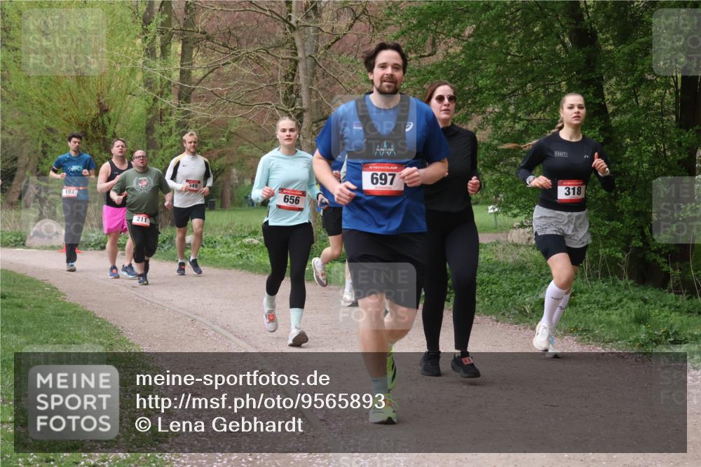 19.04.2026 - Hammer Lauf Lena Gebhardt http://msf.ph/oto/9565893 19.04.2026 11:05:42 Laufen 193, 211, 349, 656, 16, 697, 318 meine-sportfotos.de