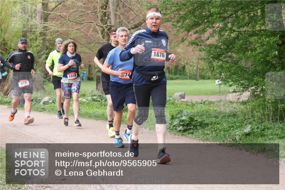 19.04.2026 - Hammer Lauf Lena Gebhardt http://msf.ph/oto/9565905 19.04.2026 11:05:49 Laufen 74, 678, 1919, 1876 meine-sportfotos.de