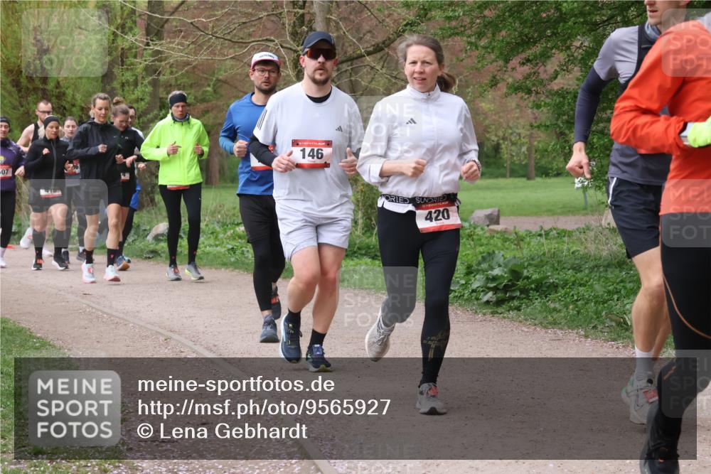 19.04.2026 - Hammer Lauf Lena Gebhardt http://msf.ph/oto/9565927 19.04.2026 11:06:00 Laufen 07, 4, 16, 146, 16, 420 meine-sportfotos.de