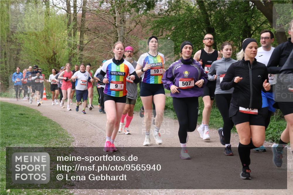 19.04.2026 - Hammer Lauf Lena Gebhardt http://msf.ph/oto/9565940 19.04.2026 11:06:06 Laufen 614, 674, 333, 433, 1269, 931, 101, 91, 16, 507, 52 meine-sportfotos.de