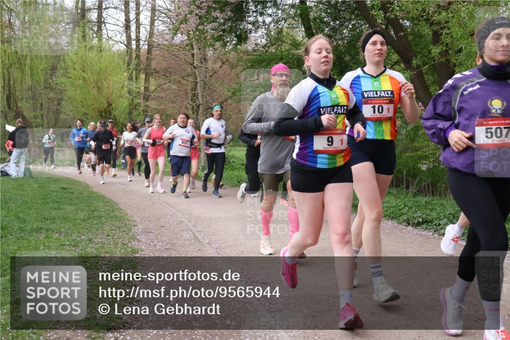 19.04.2026 - Hammer Lauf Lena Gebhardt http://msf.ph/oto/9565944 19.04.2026 11:06:07 Laufen 307, 1269, 931, 16, 101, 16, 91, 16, 507 meine-sportfotos.de