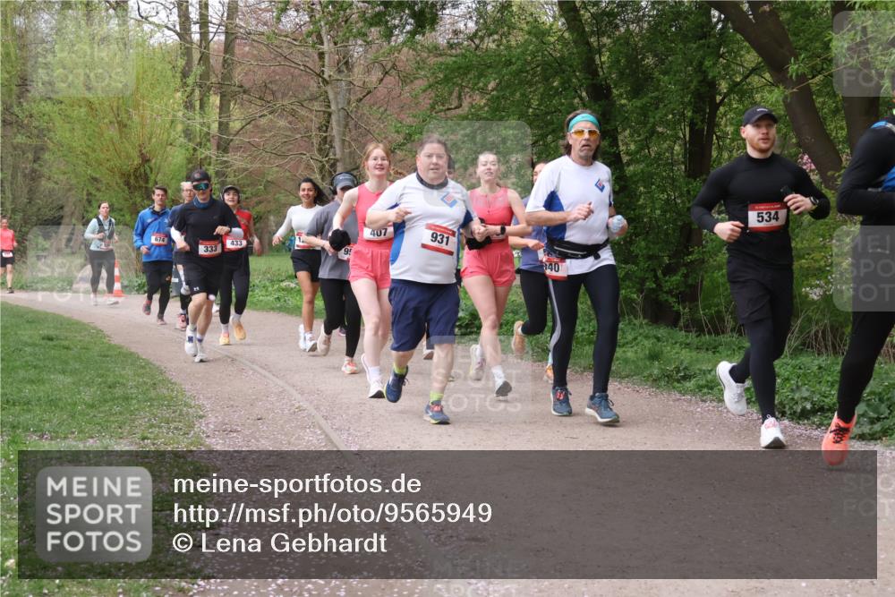 19.04.2026 - Hammer Lauf Lena Gebhardt http://msf.ph/oto/9565949 19.04.2026 11:06:09 Laufen 407, 931, 674, 433, 333, 95, 40, 534 meine-sportfotos.de