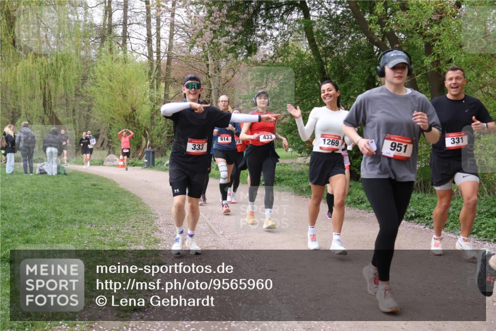 19.04.2026 - Hammer Lauf Lena Gebhardt http://msf.ph/oto/9565960 19.04.2026 11:06:12 Laufen 433, 614, 73, 1269, 333, 951, 331 meine-sportfotos.de