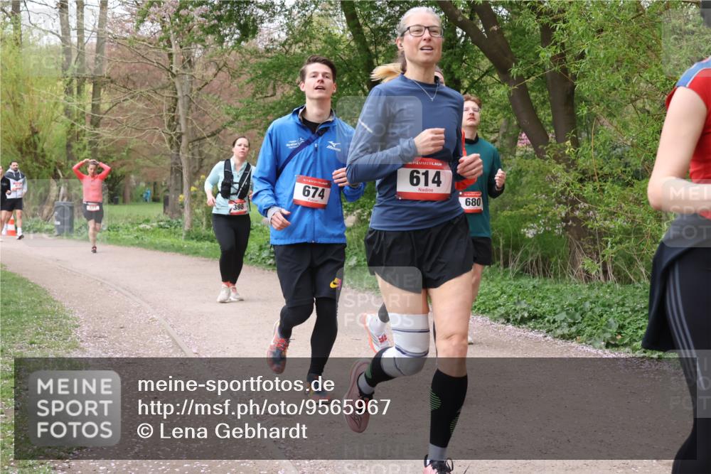 19.04.2026 - Hammer Lauf Lena Gebhardt http://msf.ph/oto/9565967 19.04.2026 11:06:14 Laufen 697, 10, 614, 680, 398, 674 meine-sportfotos.de